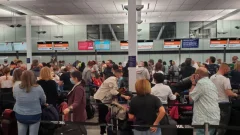 Sunwing flights delayed, passengers feeling stranded amid network-wide issue