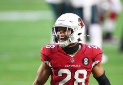 Unique groups ace Charles Washington re-signs with Cardinals on 1-year offer