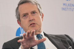Previous Fed Vice Chair Randal Quarles Says U.S. Likely to Suffer Recession
