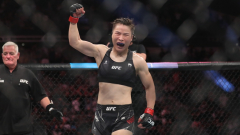 Daniel Cormier: Zhang Weili may be greatest UFC title-challenger favorite ever vs. champ Carla Esparza
