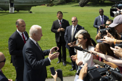 Biden Team Negotiates Fresh Economic Plan as Inflation Antidote