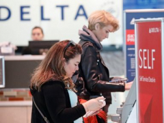 Delta wins right to stay at Dallas airport after suit