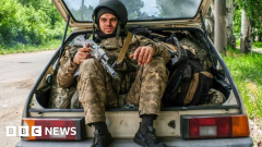 Ukraine war: Kyiv orders forces to withdraw from Severodonetsk