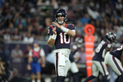 Texans QB Davis Mills makes it as backup to Tom Brady on NFL.com’s ‘best group cash can purchase’