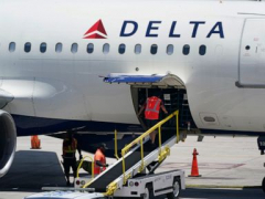 Delta continues plane-buying spree, orders 12 Airbus jets