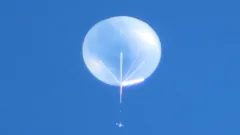 Huge balloon analyzing black hole passes over Nunavut priorto landing in N.W.T.