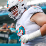 Mike McDaniel offers injury updates on 2 Dolphins