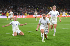 Ladies’s Euro 2022 and Women’s Wealth: When Will Finance Catch Up?