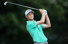 FedEx Cup leader Will Zalatoris suffers back injury throughout 3rd round of BMW Championship, withdraws from the occasion