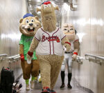 Braves’ mascot Blooper revealed no grace, stiff-armed kids throughout football videogame