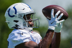 SEE: Colts’ Michael Young Jr. makes incredible one-handed catch
