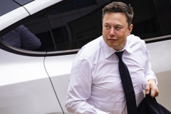Musk Says Whistle-Blower Deal Lets Him Drop Twitter Purchase