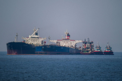 Iran to Let Crews of Seized Greek Tankers Go, Sailors Union Says
