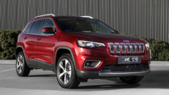 Electric Jeep Cherokee replacement anticipated by 2025