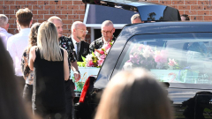Hundreds collect to goodbye 14-year-old Lily Van de Putte at 2nd Buxton crash funeralservice