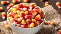 Sweet corn: The Halloween sweet that divides a country. Its initial name? ‘Chicken feed’