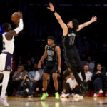 Gamer Grades: Anthony Davis leads Lakers to house win over Kevin Durant, Nets