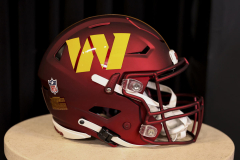 Leaders to wear helmet decals honoring Virginia football shooting victims