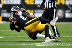 Inspect out the unlawful play that put Steelers QB Kenny Pickett out of the videogame
