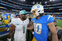 Leading Twitter responses from Chargers’ triumph over Dolphins