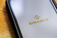 Crypto’s Binance (BNB) Seeks to Reassure After Record Outflows in FTX Rout