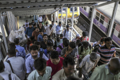 India Unable to Produce Enough Jobs for Swelling Labor Force