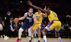 Lakers gamer grades: L.A. loses nail biter in overtime to Mavericks