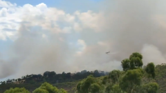 Emergencysituation as out-of-control bushfire burns towards Montacute, east of Adelaide