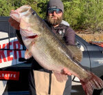 Texas angler lands giant bass, however is the image deceptive?