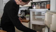 A refrigerator too far? Living sustainably in NYC by disconnecting homeappliances