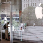 Apple suffers 1st quarterly sales decrease in almost 4 years