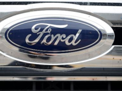 Ford 4Q revenue drops 90%, business states more expense cuts coming