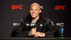 Anthony Smith can’t get enough of Dana White’s Power Slap League: ‘It may not be a sport, however I love it’