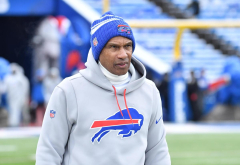 Costs defensive organizer Leslie Frazier chooses to take 2023 season off