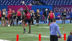 Darnell Washington made an definitely outrageous one-handed catch at the NFL Combine
