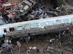 Greek unions phase basic strike over rail deaths