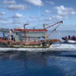 2 Vietnamese trawlers, 11 crewmen took off Songkhla