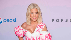 Here’s why Tori Spelling of ‘90210’ is rocking an eye spot (read if you wear contacts)