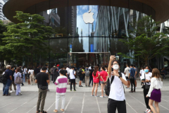 Apple in talks with providers to make MacBooks in Thailand