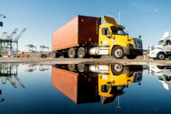California authorizes guideline phasing out huge diesel trucks