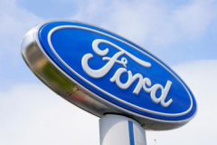 Ford posts $1.76B 1Q revenue mainly on gas-powered cars