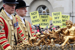 UK authorities ‘regret’ arrests of anti-monarchists