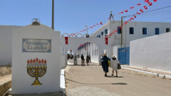 3 eliminated, 10 hurt in shooting near synagogue in Tunisia throughout Jewish trip