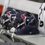 Report: Texans promote Tom Hayden to director of hunting operations
