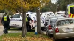 Youngchild discovered alone with mom’s dead body in Melbourne home