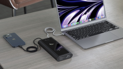 The BOLD-2 is a insane Graphene Power Bank that lets you charge 6 gadgets at once