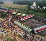 India train crash death toll goesbeyond 280, injuries at 900