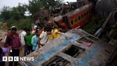 India train crash: More than 280 dead after Odisha event