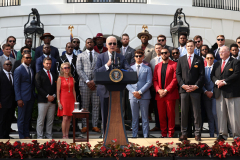 Eric Bieniemy signsupwith the Chiefs at White House to commemorate Super Bowl win