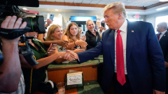 Trump at Versailles: Former president gets prayers at renowned Miami diningestablishment